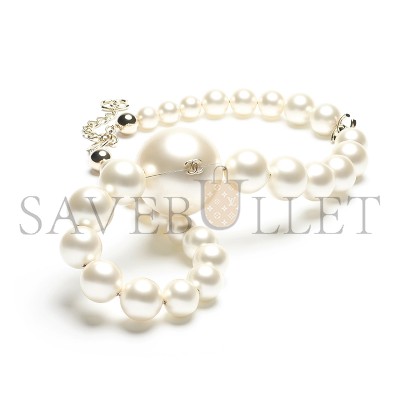 CHANEL PEARL NECKLACE MINAUDIERE AS5860 (8.5cm)